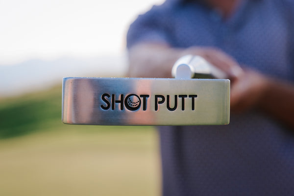 Customer using Shot Putt™ Putter